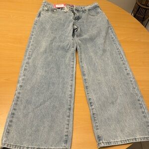 Edikted - Raelynn low rise jean NWT